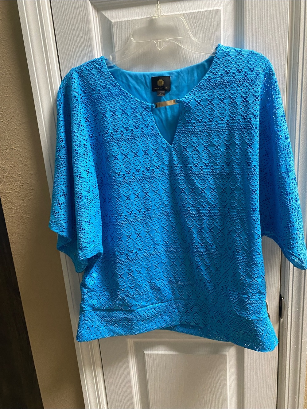NWOT JM Collection crochet knit, lined blouse
